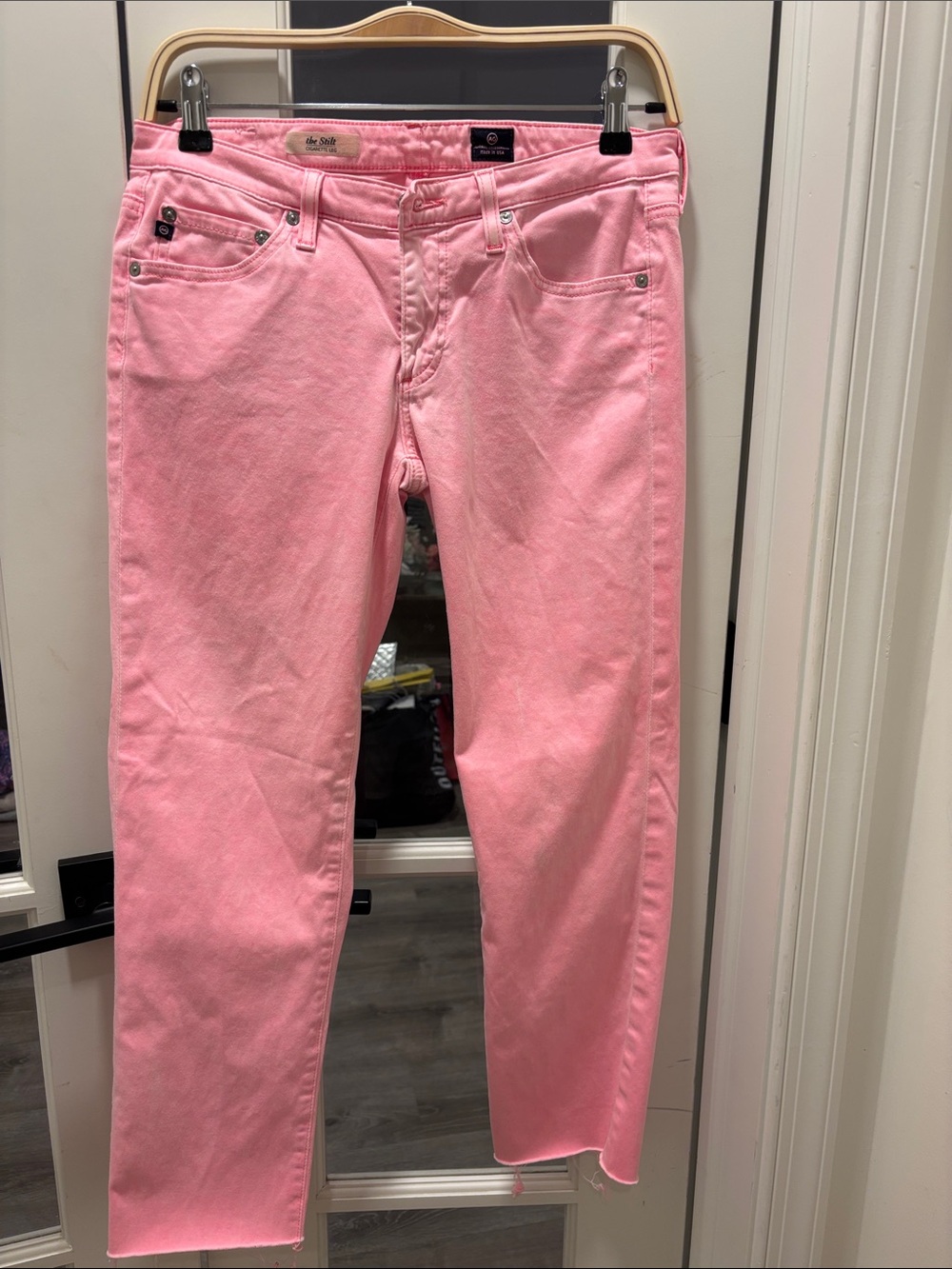AG The Stilt Pink Jeans